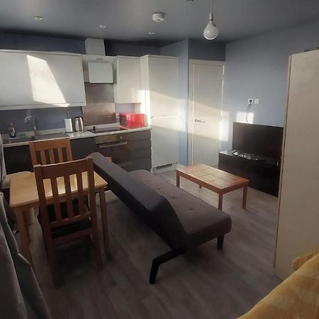 Modern Studio Maidstone - Redecorated Oct 2023 Eksteriør billede